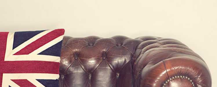 Comment nettoyer et entretenir un canapé en cuir ?