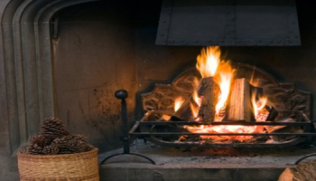 Comment réparer une cheminée en pierre ?